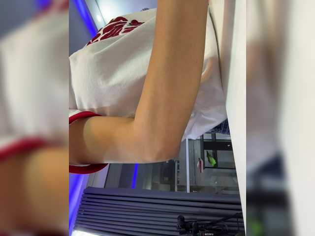 lucygirl-'s BongaCams show and profile