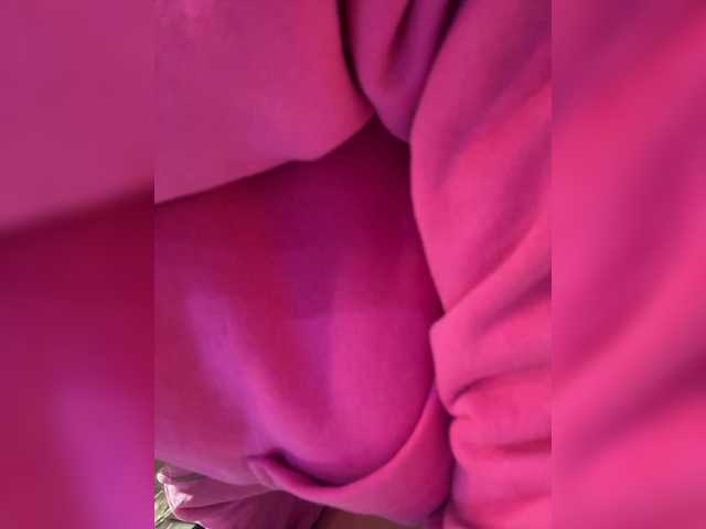LucyRouse live webcam show