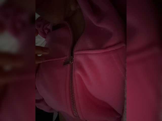 LucyRouse live webcam show
