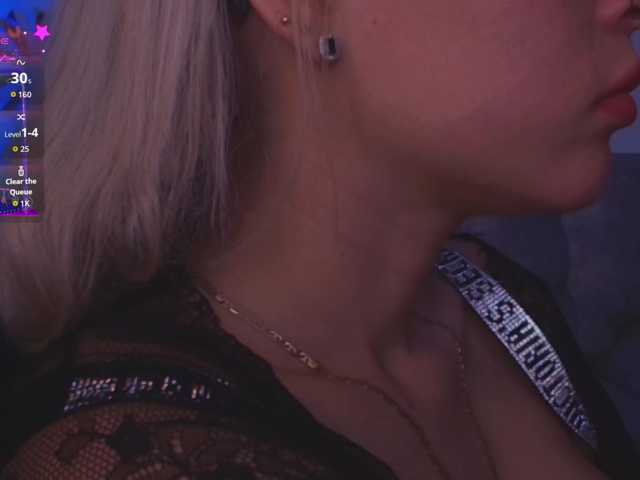 lucygirl- live webcam show