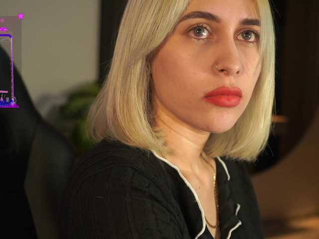 lucygirl- live webcam show