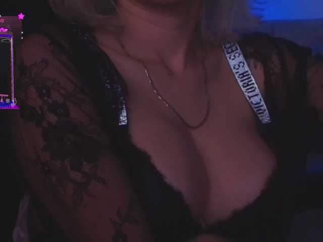 lucygirl- live webcam show