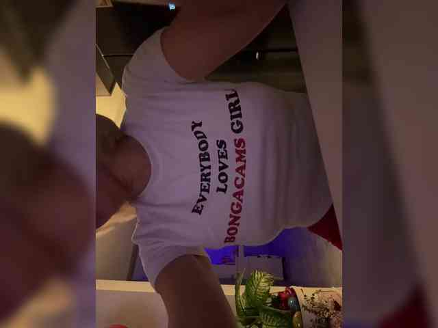 LucyRouse webcam