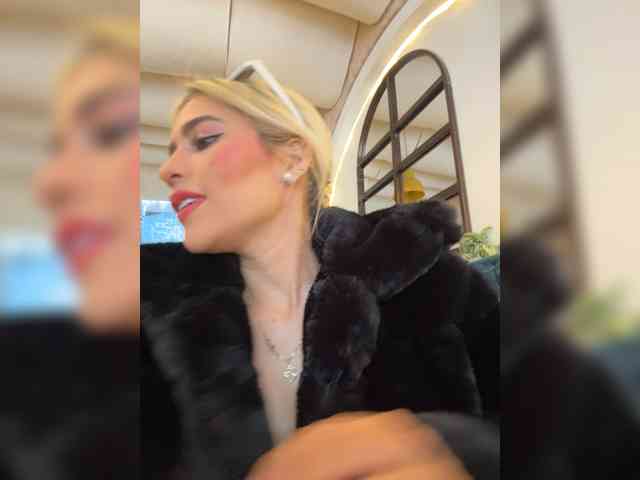 LucyRouse webcam