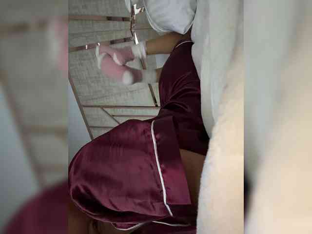 LucyRouse webcam