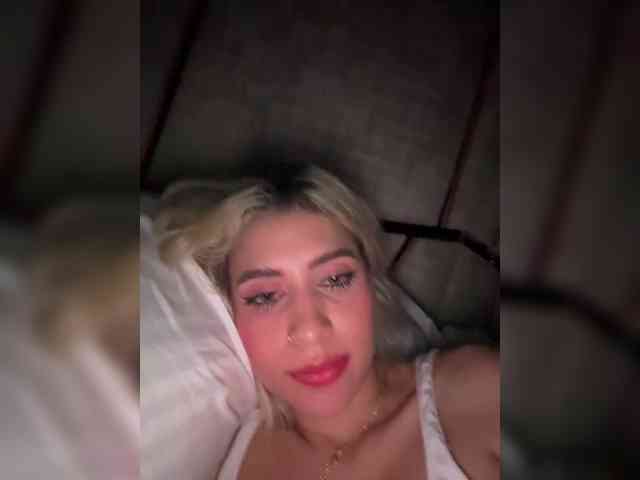 LucyRouse webcam