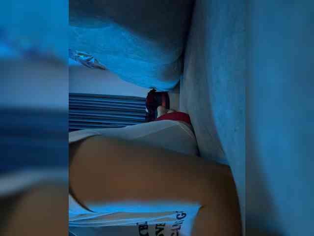 LucyRouse webcam