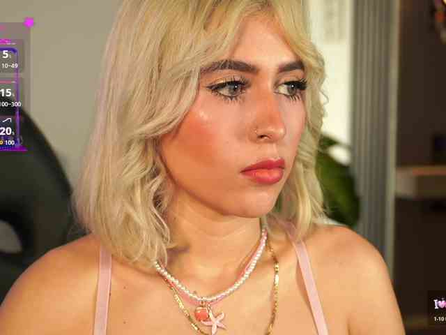 LucyRouse webcam