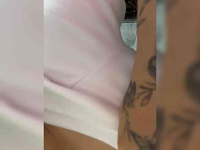 LucyRouse webcam