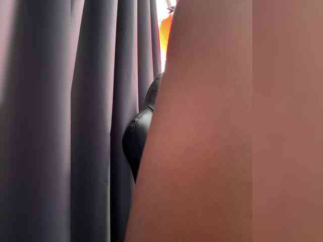 LucyRouse webcam