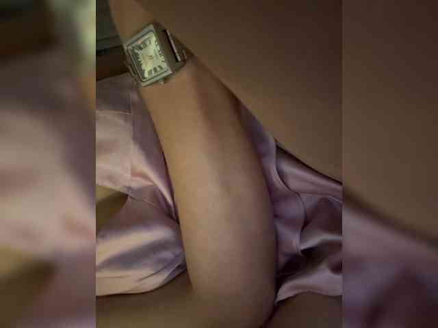 LucyRouse webcam