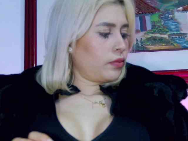 LucyRouse webcam