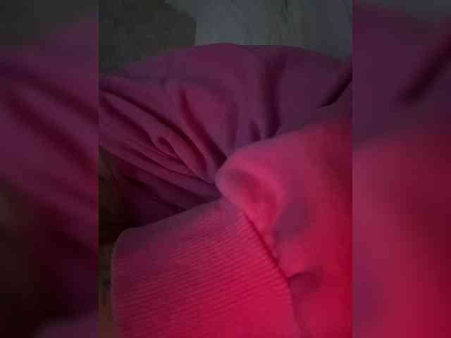 LucyRouse webcam