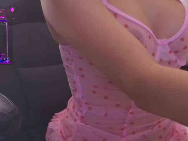 LucyRouse webcam