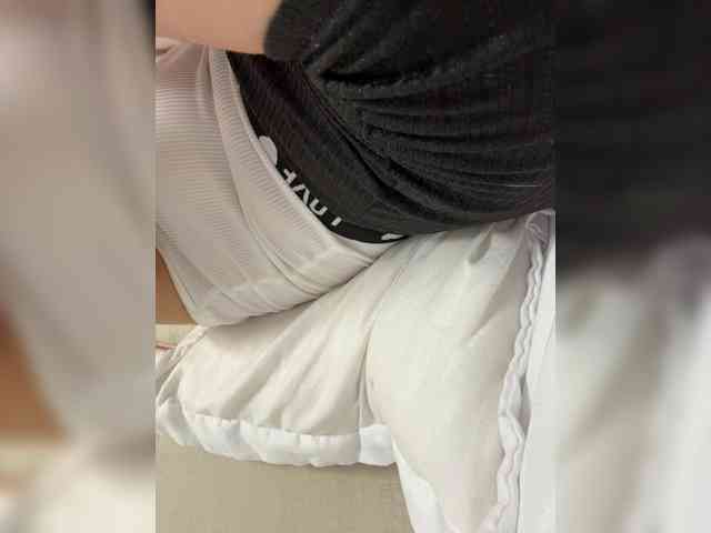 lucygirl-'s webcam live show