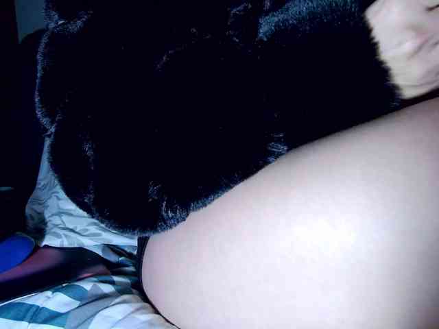 LucyRouse webcam