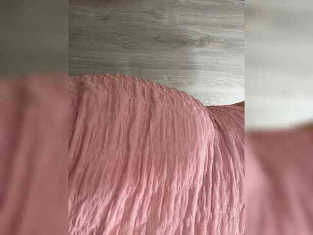LucyRouse webcam