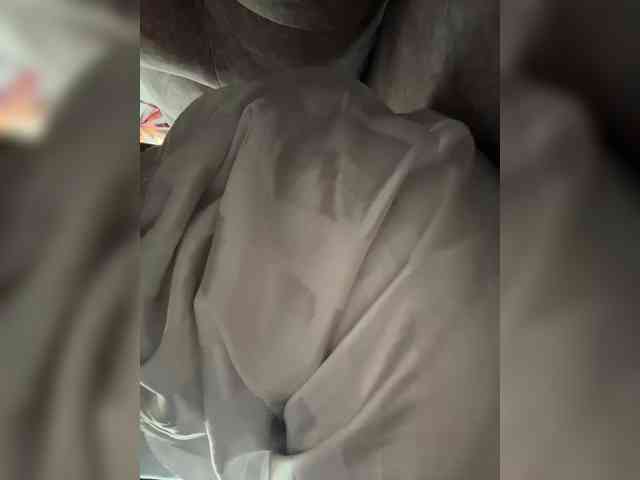 LucyRouse webcam