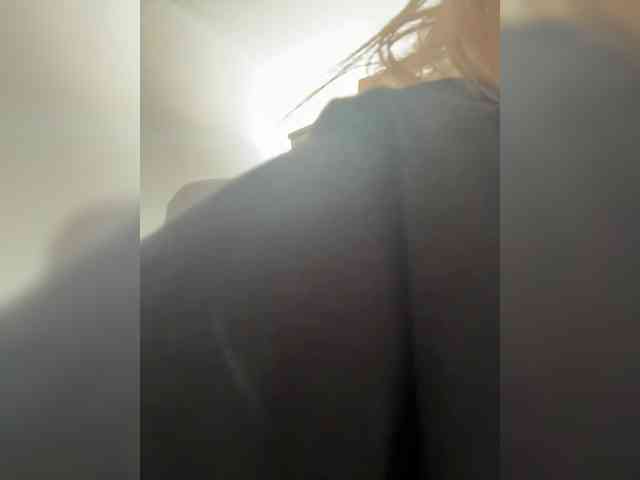 LucyRouse webcam