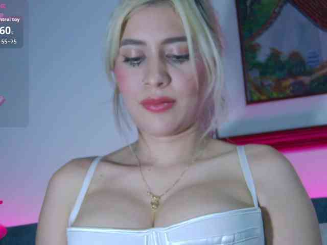 LucyRouse webcam