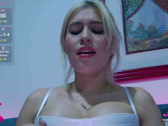 LucyRouse webcam