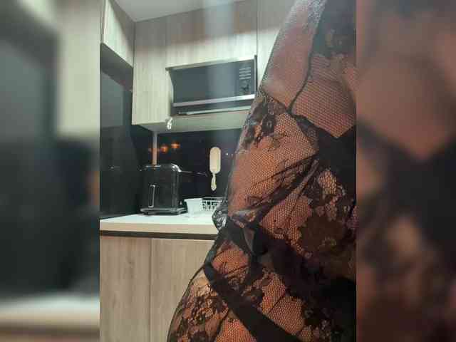 LucyRouse webcam