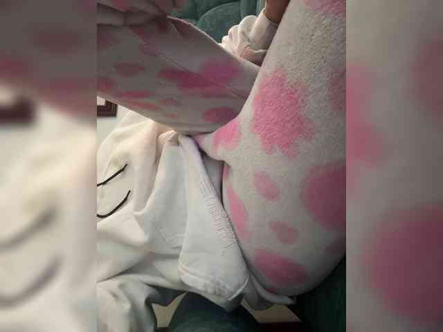 LucyRouse webcam