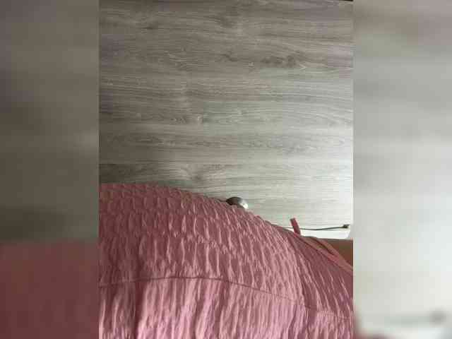 LucyRouse webcam