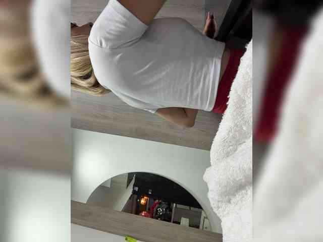 LucyRouse webcam
