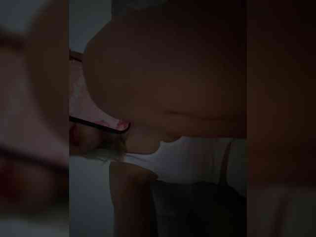 LucyRouse webcam