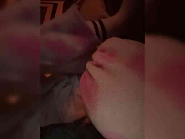 LucyRouse webcam