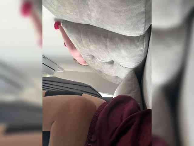 LucyRouse webcam