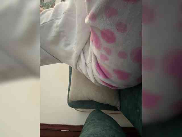 LucyRouse webcam