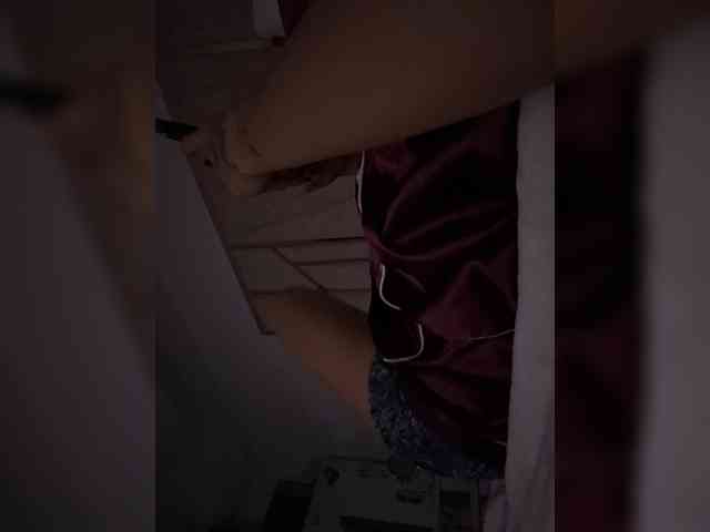 LucyRouse webcam