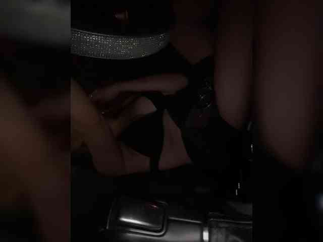 LucyRouse webcam