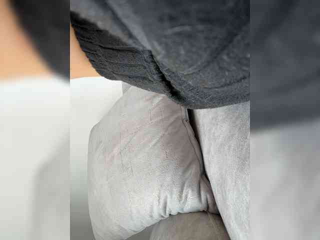 LucyRouse webcam
