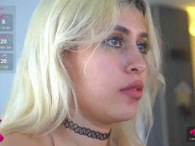 LucyRouse webcam