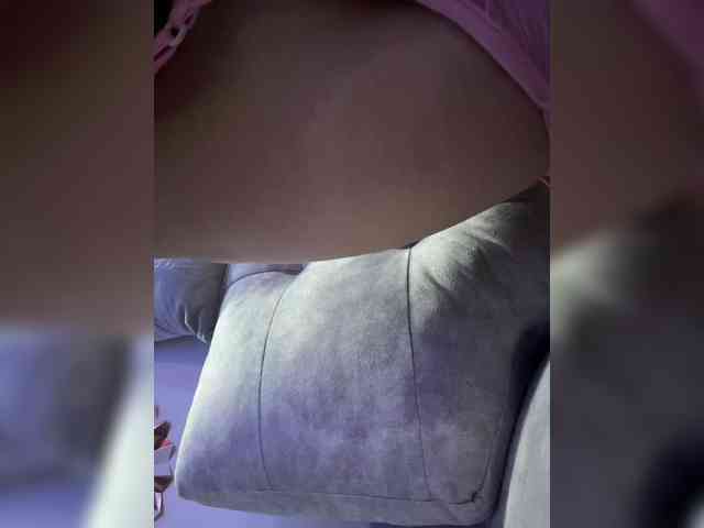 LucyRouse webcam