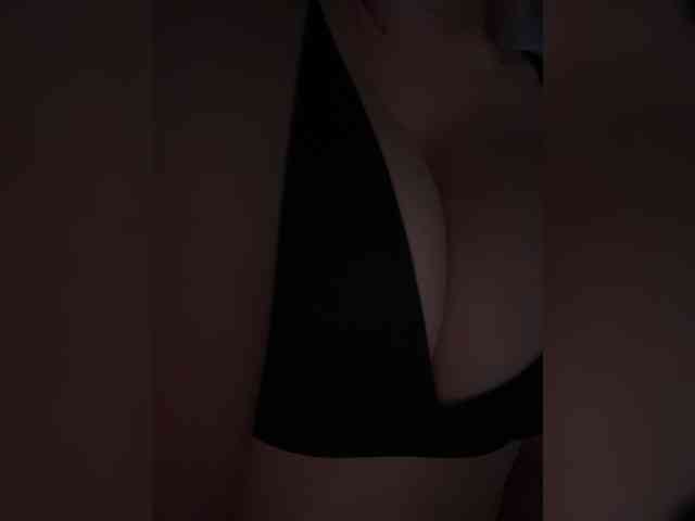 LucyRouse webcam