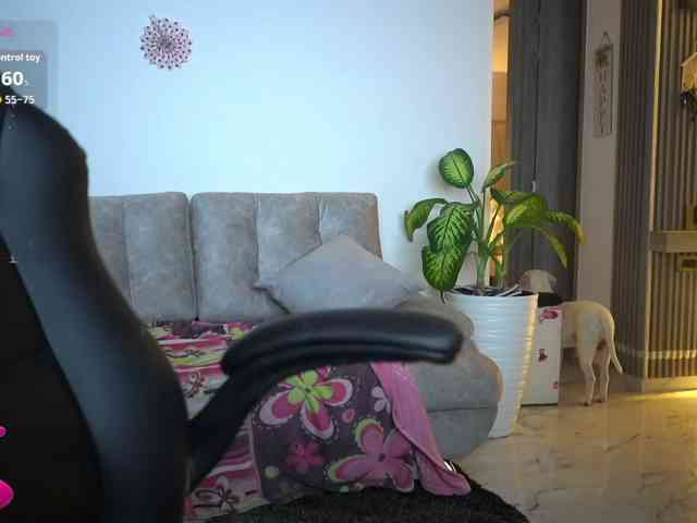 LucyRouse webcam