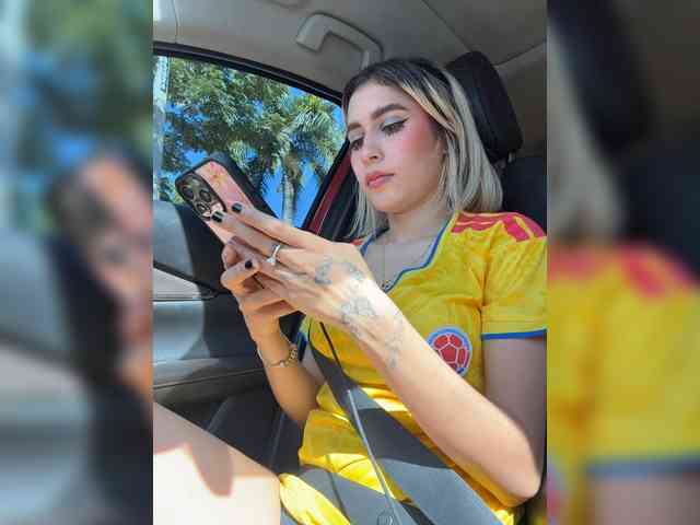 lucygirl- lucygirl-