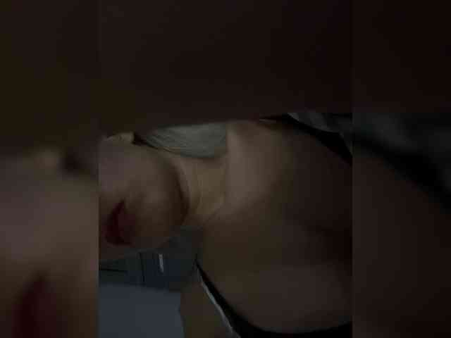 LucyRouse webcam