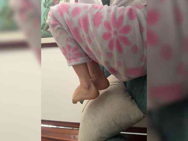 LucyRouse webcam
