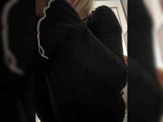 LucyRouse webcam