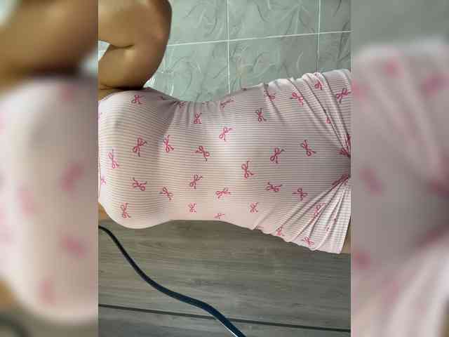 LucyRouse webcam