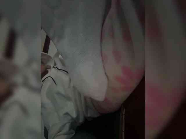 LucyRouse webcam