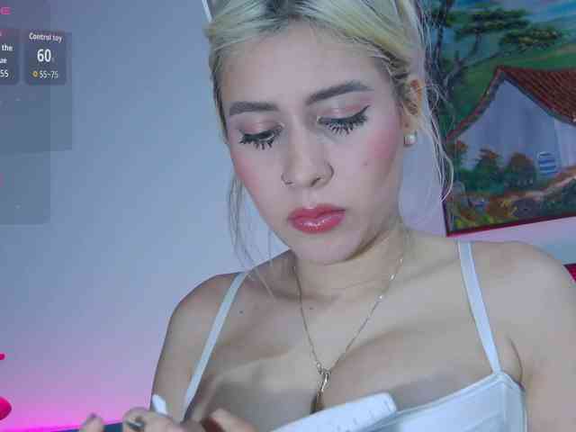 LucyRouse webcam