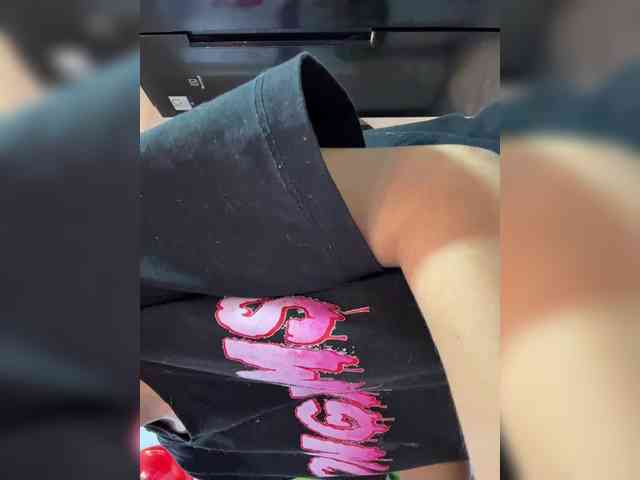 LucyRouse webcam