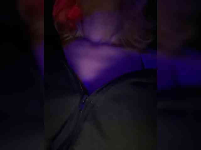 LucyRouse webcam