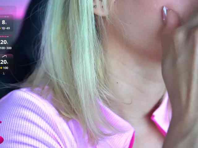 LucyRouse webcam